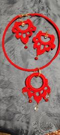 collana rigida all'uncinetto+ orecchini 