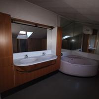 ARREDAMENTO BAGNO CON VASCO IDROMASSAGGIO