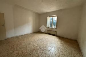 4 LOCALI A CASCINA