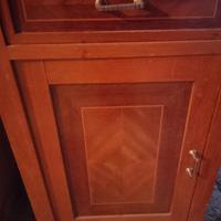 Armadietto in legno