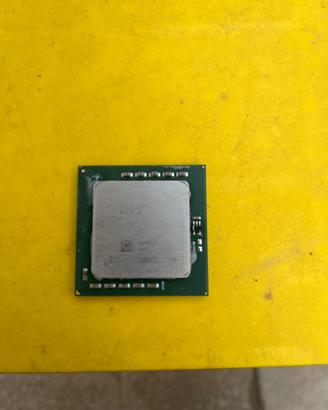 Intel xeon (non so gen) soket 604 PIN STORTI