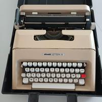 Macchina da scrivere Olivetti lettera 35