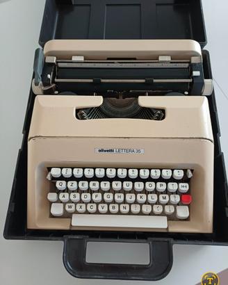 Macchina da scrivere Olivetti lettera 35