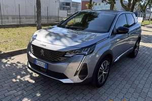 PEUGEOT 3008 BlueHDi 130 S&S EAT8 Allure Pack
