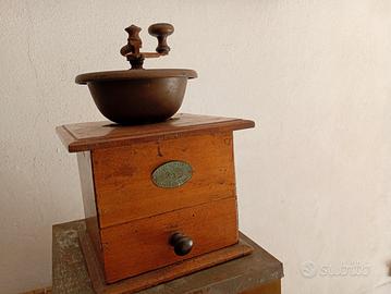 mulinello per caffè antico in legno PEUGEOT 