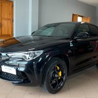 Alfa Romeo Stelvio 2.9 Bi-Turbo V6 510 CV AT8 Quad