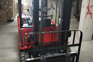 Carrello Elevatore elettrico, batteria a Litio,