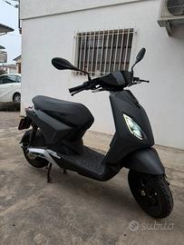 Scooter piaggio 1 elettrico