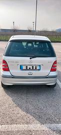 Mercedes classe A 170 neopatentati 