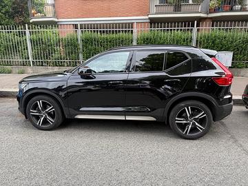 Volvo XC40 R-Designe