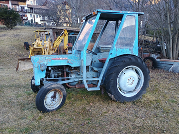 N.2 trattori FORDSON DEXTA