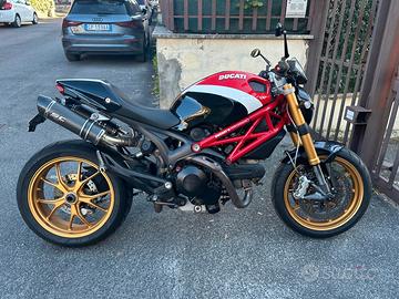 Ducati Monster 796