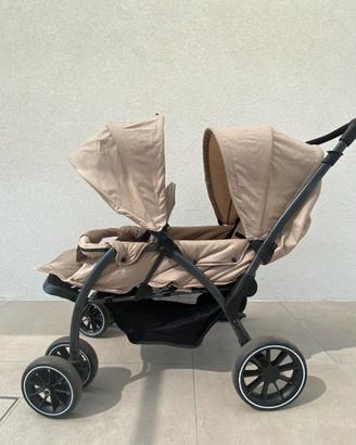 Passeggino gemellare