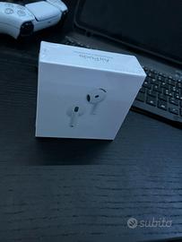 AirPods 4 con Cancellazione Attiva del Rumore ANC