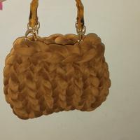 borsa lavorata a mano 