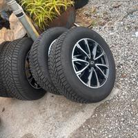 gomme invernali completi di cerchi