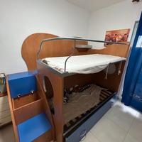 Cameretta: Letto a castello + Armadio