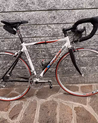 Bicicletta da corsa - Alluminio/Carbonio