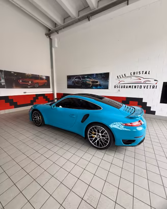 Oscuramento vetri auto