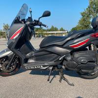 Yamaha X-Max 400 - 2016