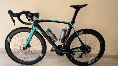 Bianchi Oltre XR3 Disc