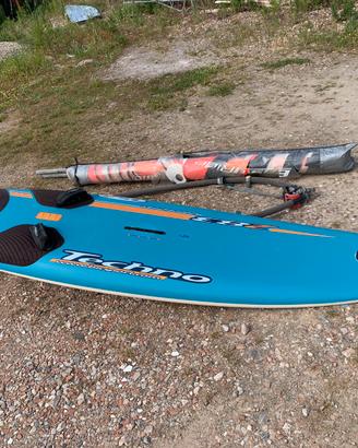 Windsurf  Techno