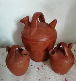 Brocche in terracotta rossa