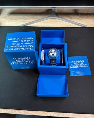 Omega Mission to the Moonphase