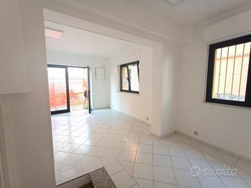 Fano centro No ZTL ufficio/negozio 44 mq. libero s