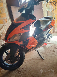 Scooter Aprilia sx 50