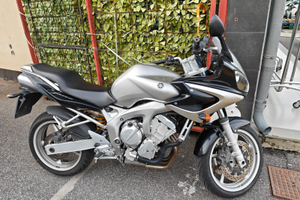 Moto Yamaha Fazer 6L