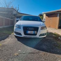 Audi A3 - Cabrio - S-Line - 2.0 TDI