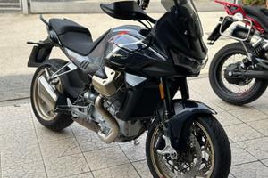 Moto Guzzi V100 Mandello