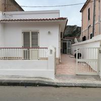 CASA SEMINDIPENDENTE A MILAZZO