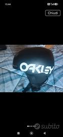 casco snowboard Oakley M
