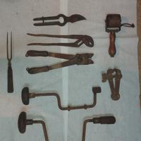  spada, martelli, attrezzi vintage 