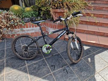 Bici mtb 20" btwin con forcella ammortizzata