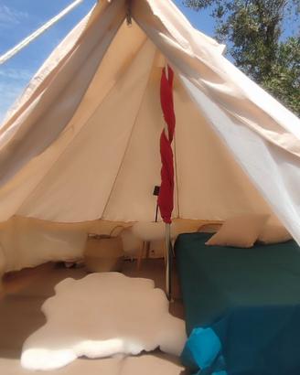 Tenda safari per glamping o campeggio