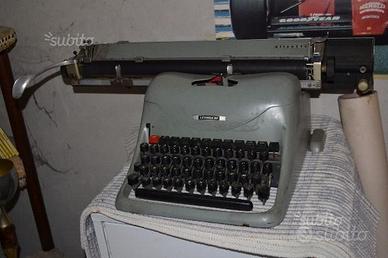 Macchina da scrivere