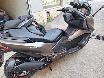 Kymco ak 550 premium