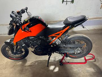ktm duke 125