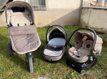 Passeggino trio Chicco active 3 come nuovo
