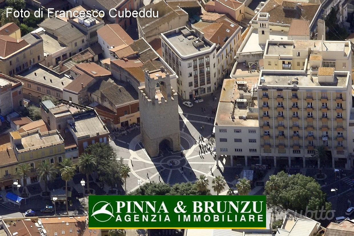 Oristano - viale repubblica giardinetti - Vista 2