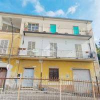 3 LOCALI A CERVARO