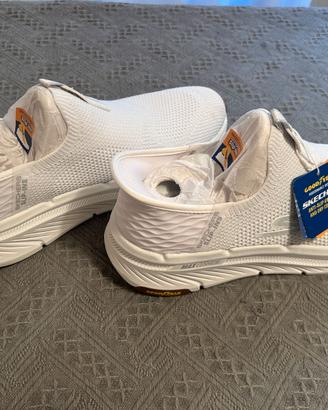 Skechers Slip-ins: Max Cushioning Premier 2.0 43