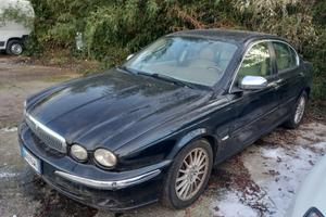 Jaguar X-Type 2.2D cat Executive
