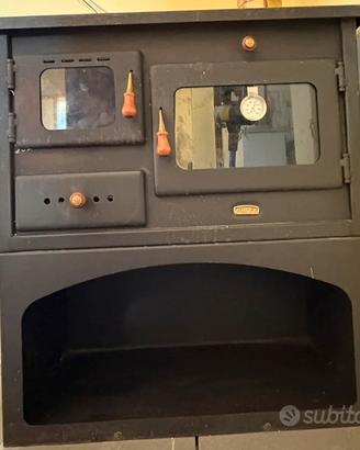 Stufa a legno