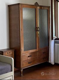 Armadio legno ante in vetro