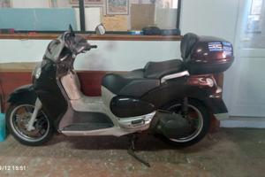 Aprilia Scarabeo 500