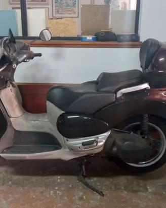 Aprilia Scarabeo 500
